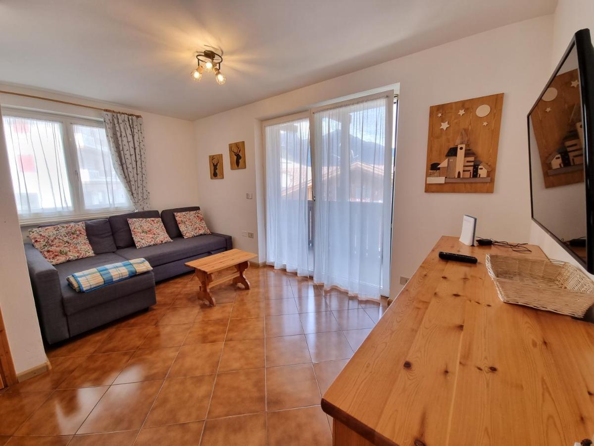 Col Rodella Apartment กัมปีเตลโลดีฟัสซา ภายนอก รูปภาพ